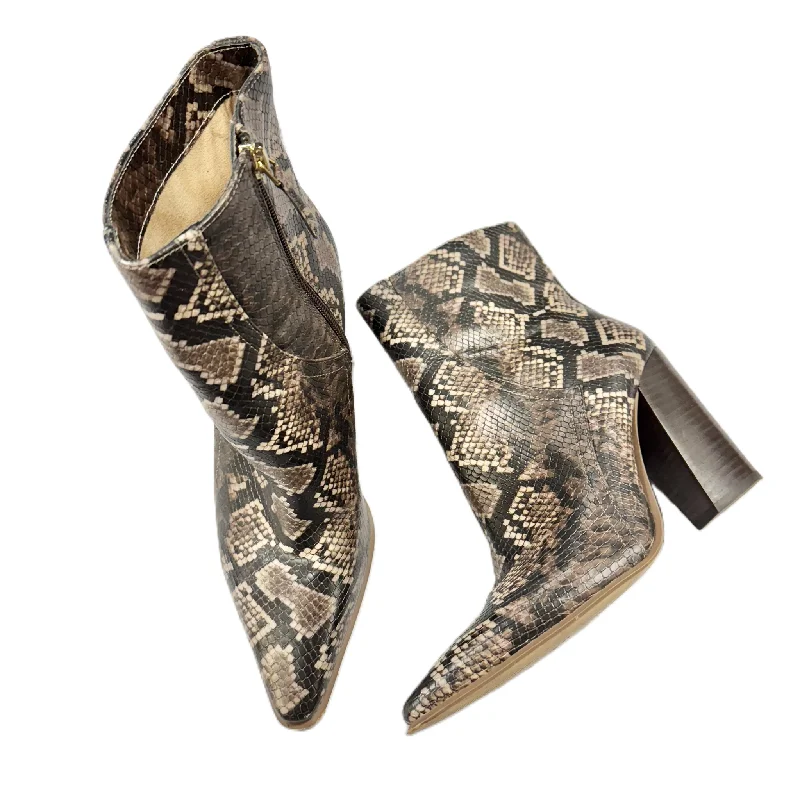 durable safety boots-Boots Ankle Heels By Jennifer Lopez In Snakeskin Print, Size: 9.5