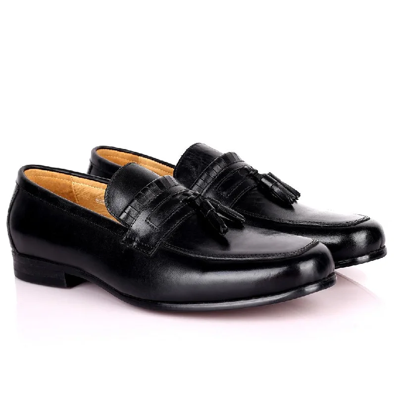 Loafers for long shifts-Gian Elegant Fringe Designed Loafers Shoe - Black