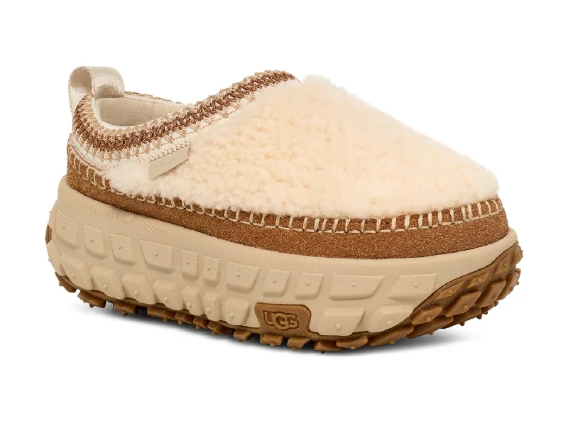 kids’ star slippers-Ugg: Venture Daze Cozy in Natural