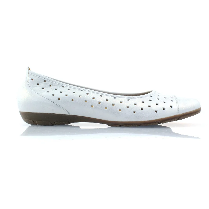 flats near food hubs-Ruffle White