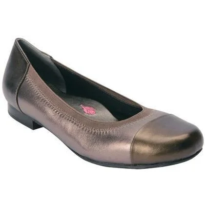 trendy flats for artists-Rebecca Pewter