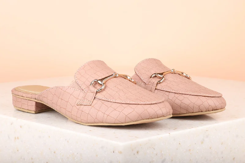 cozy flats with fireplace-Women Peach Textured Ballerina Flats