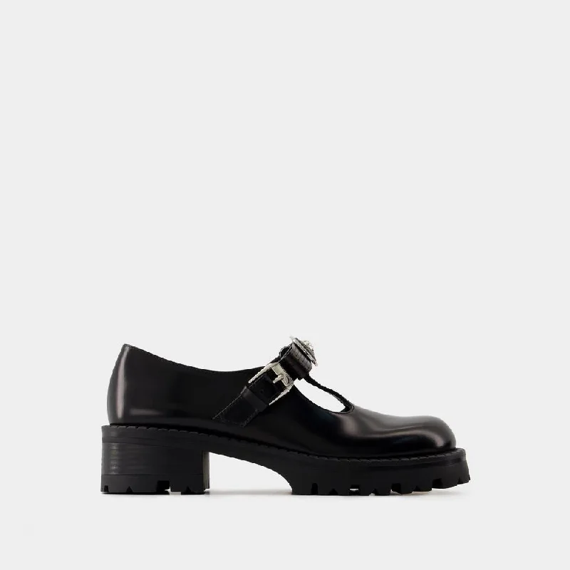 Casual shoes with soft sole -VERSACE Chic Derbies for Women - FW24 Collection