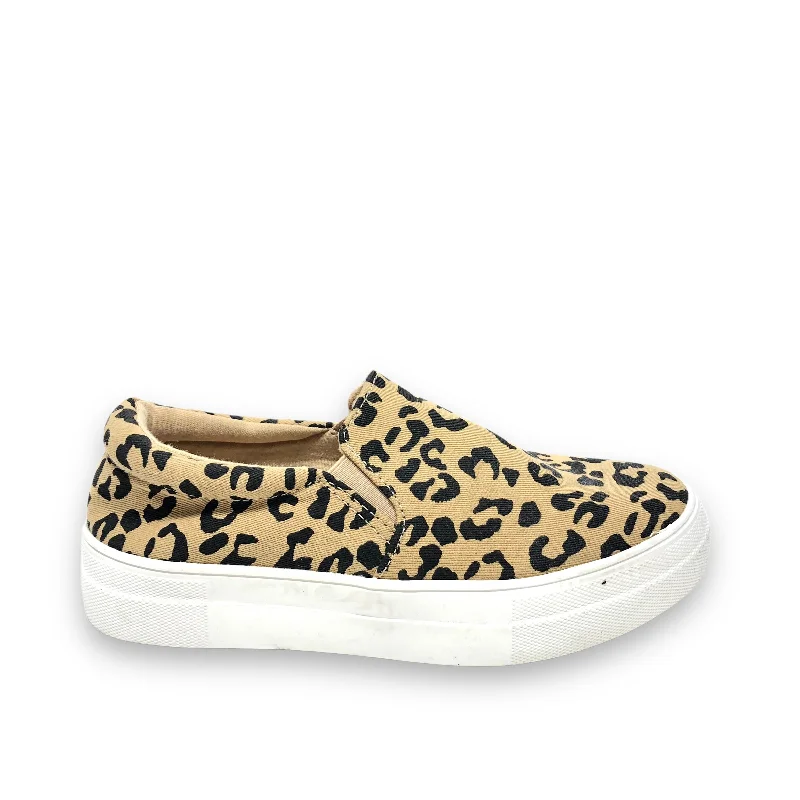 Athletic shoes for marathon zap-Shoes Sneakers Platform By Soda In Animal Print, Size: 5.5